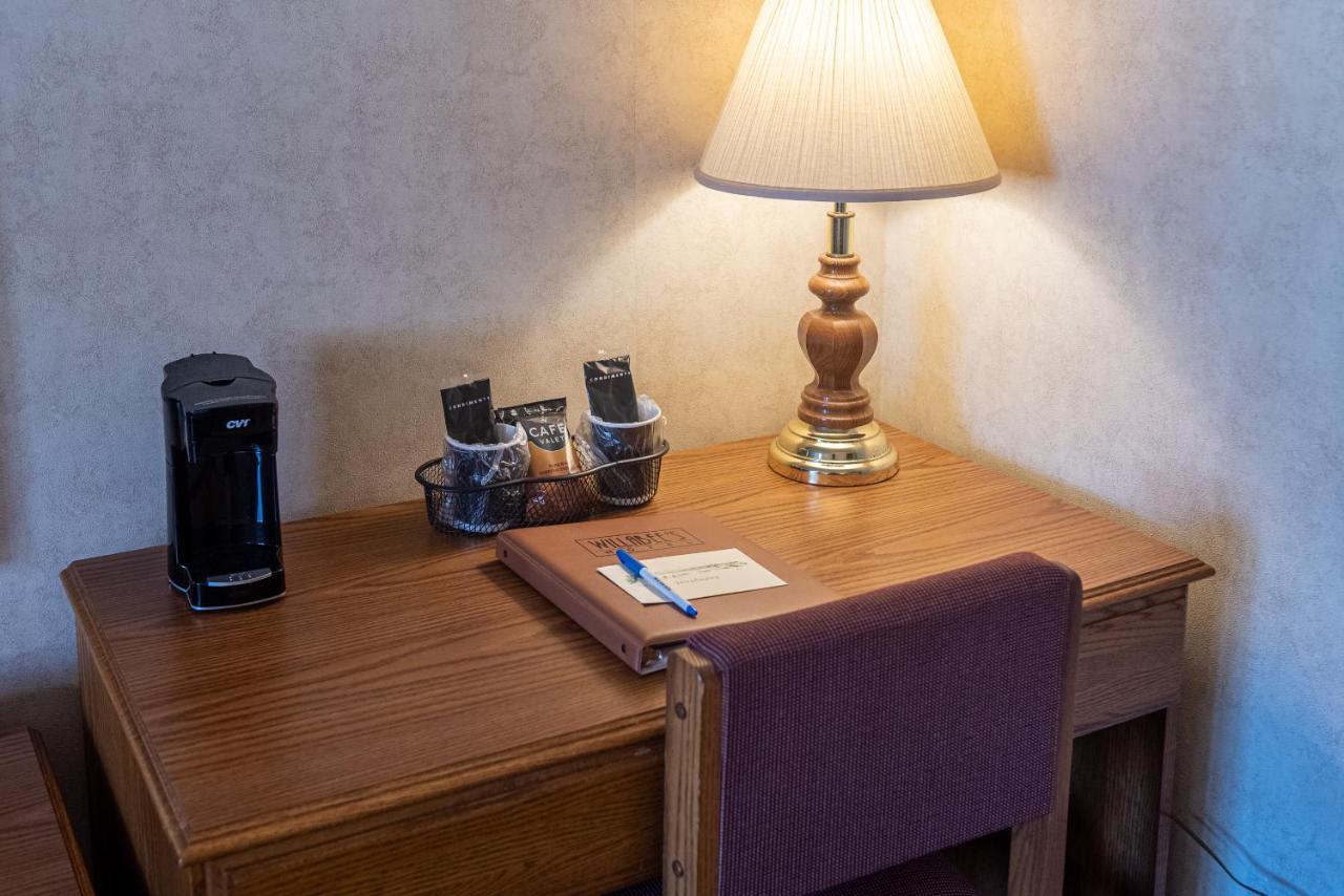 Willabee's Motel Brimley Buitenkant foto